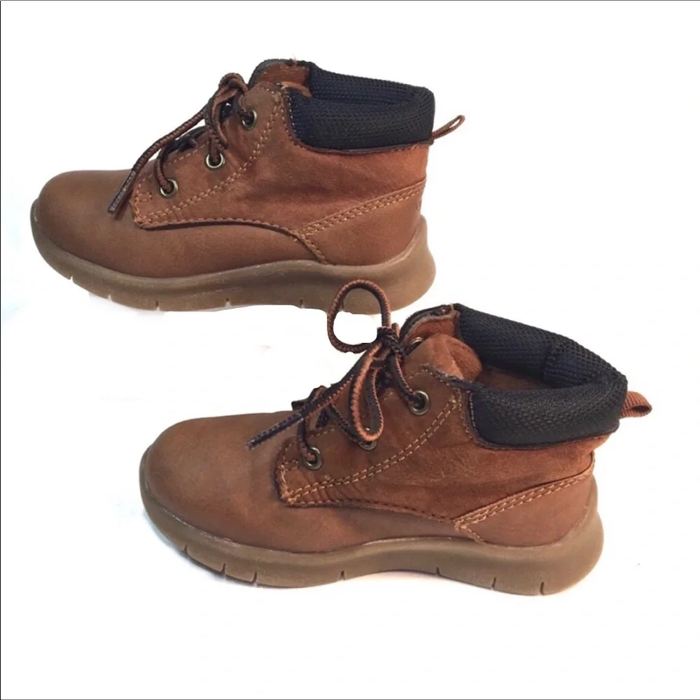 OshKosh Brown Suede Oxford Boots